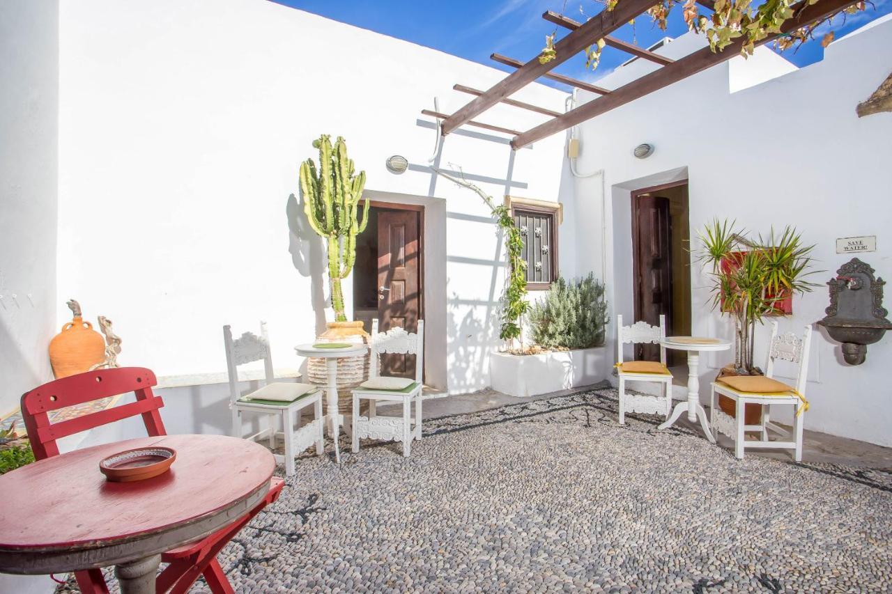 Отель Al 583 Di Lindos Экстерьер фото